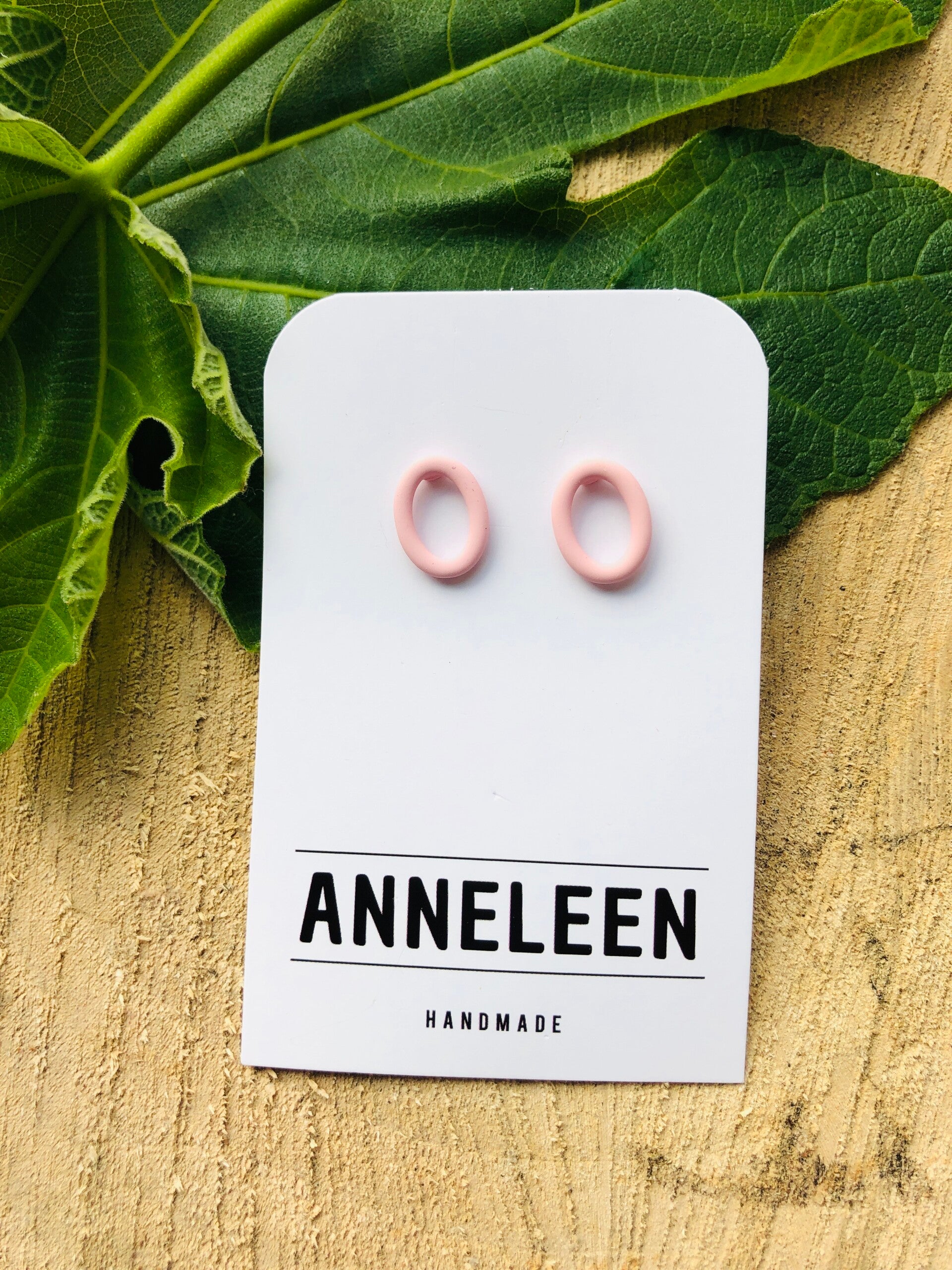 Oorstekers roze rubber