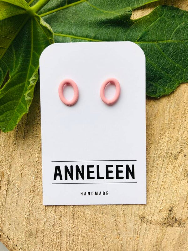 Oorstekers oudroze rubber