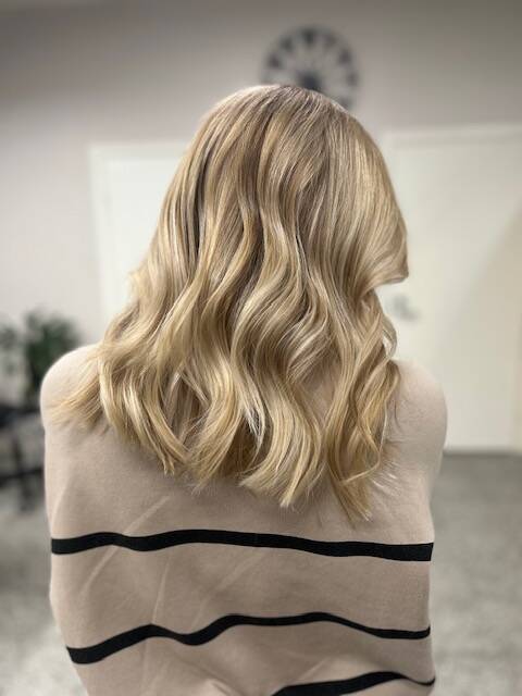 Kaamos Kauneus Seinäjoki, vaalennus, raidat, raidoitus