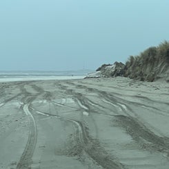 #terschelling #zand #zon #zee #duin #drenkelingenhuisje #amelandergat #ameland #vuurtoren #brandaris #4x4 #drijfzand #strandrijden #barnsteen #vogelskijken #eb #vloed #sterrenkijken #melkweg #zonsopgang #zonsondergang #foto’s #noorderlicht