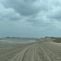 #terschelling #zand #zon #zee #duin #drenkelingenhuisje #amelandergat #ameland #vuurtoren #brandaris #4x4 #drijfzand #strandrijden #barnsteen #vogelskijken #eb #vloed #sterrenkijken #melkweg #zonsopgang #zonsondergang #foto’s #noorderlicht #aurora