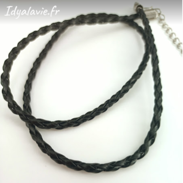 Cordon tressé épais noir 45 cm