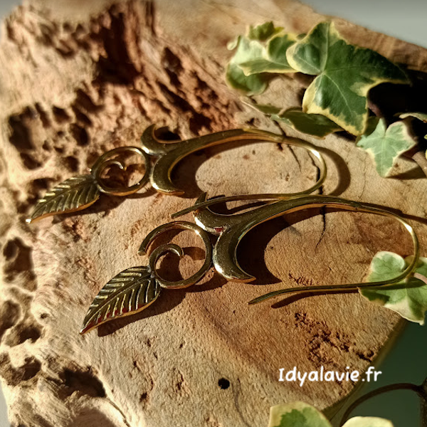 Boucles d'oreilles feuilles laiton doré
