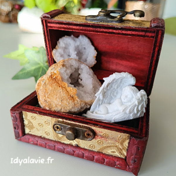 Mini coffret Chérubin et Géodinos de calcite