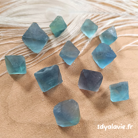 Fluorite /ine bleue octaèdre