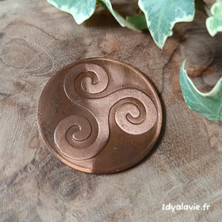 Mini support en cuivre Triskel