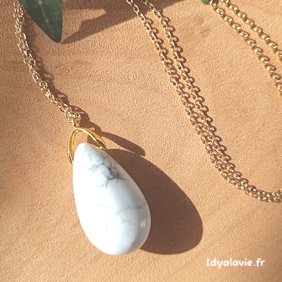 Sautoir goutte en Howlite