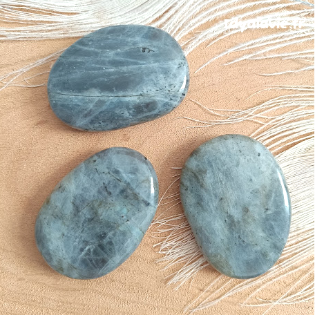Labradorite galet plat