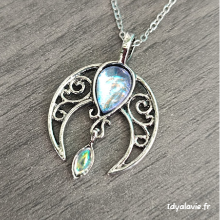 Pendentif  Lune et gouttes
