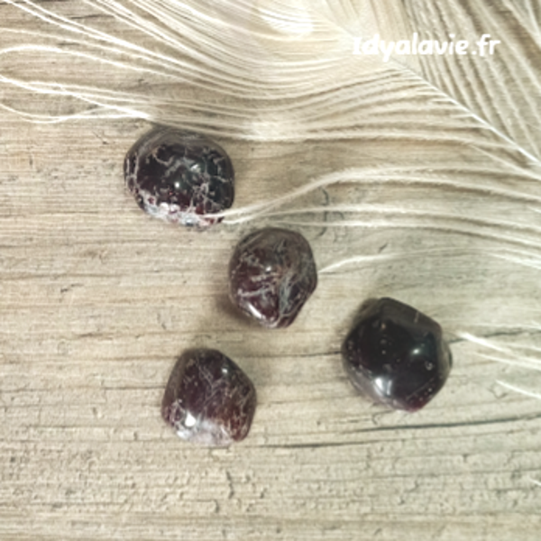 Grenat pyrope roulée