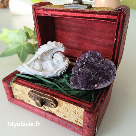 Mini coffret Chérubin et cœur en druse d'améthyste