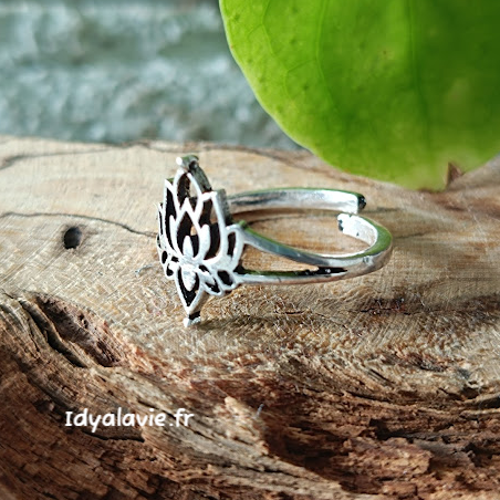 Bague lotus antique