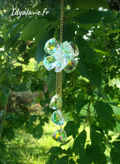 Attrape-Soleil fleur de cristaux ** remisé **