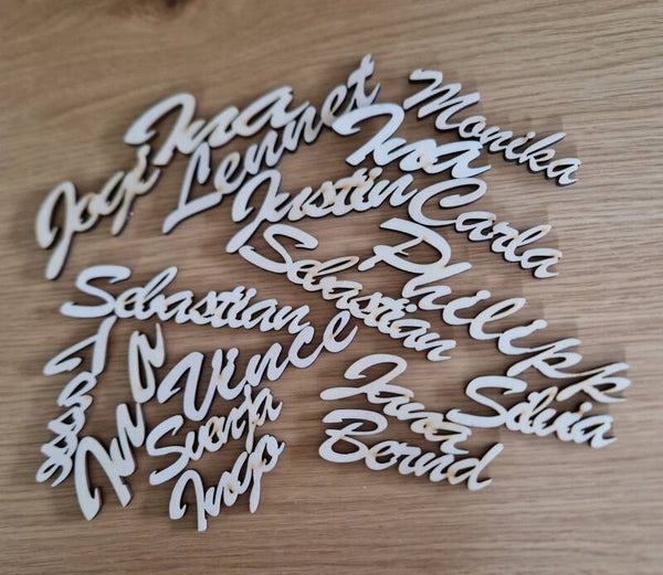 Holznamen für besondere Anlässe