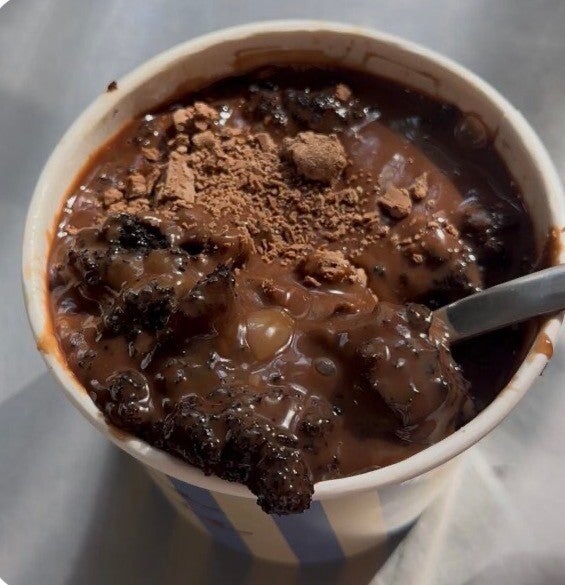 Matilda cake cup