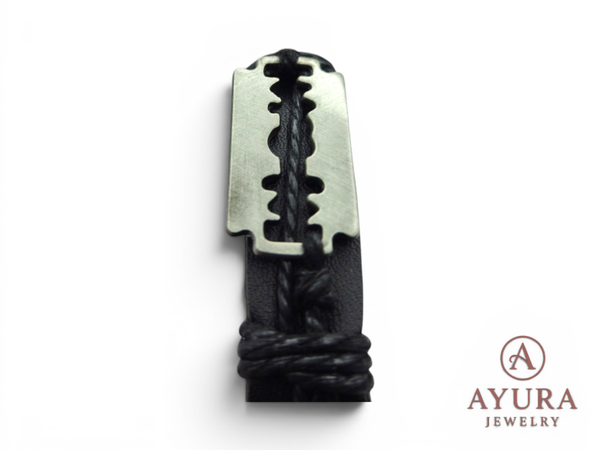 Heren armband 'Barber' – leren armband met vintage RVS scheermesplaat