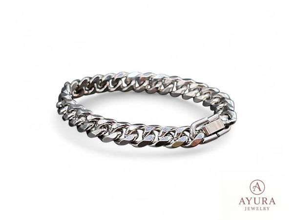Stoere zilverkleurige heren armband met Cubaanse schakel – tijdloos en stevig