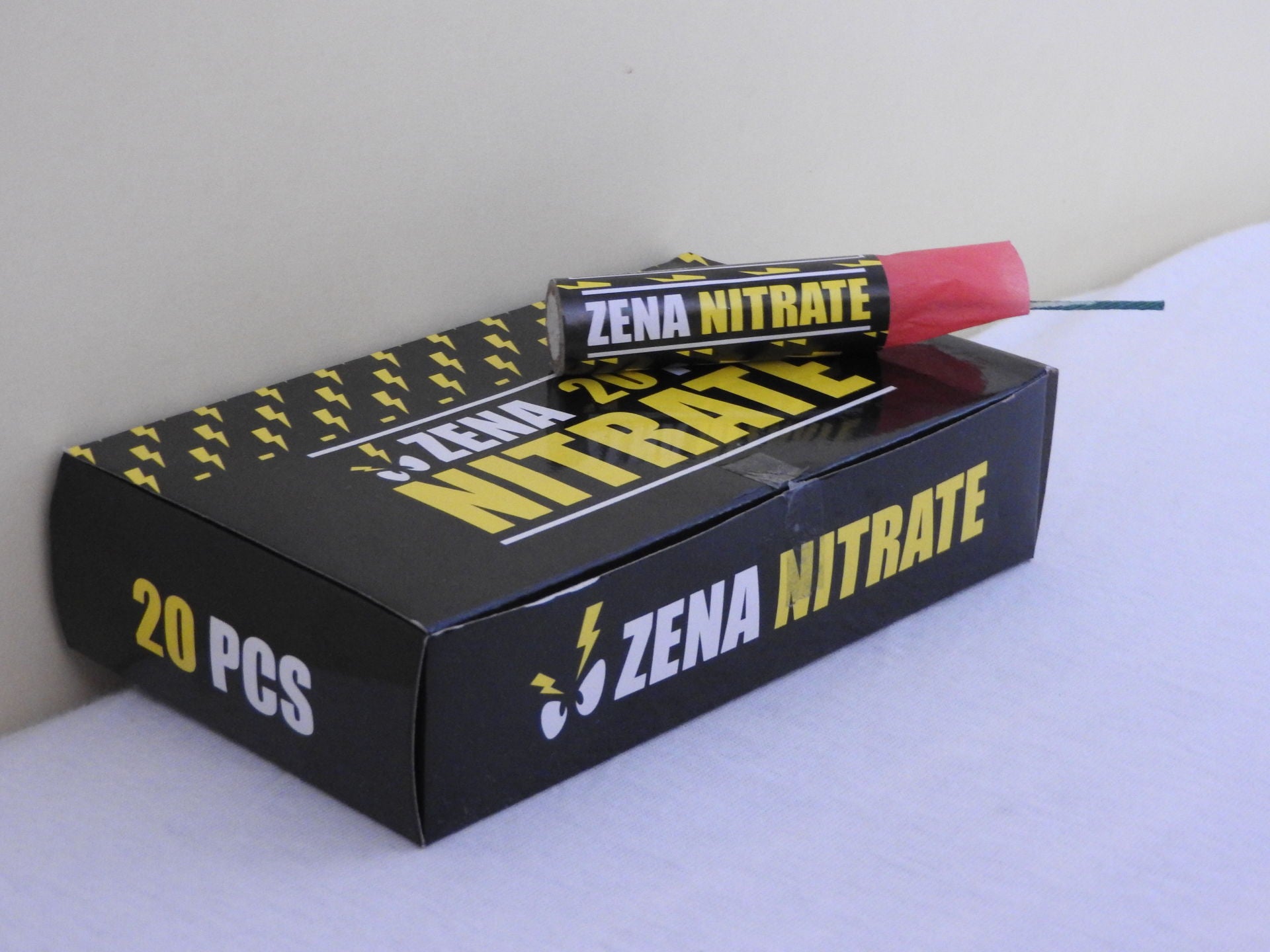 zena nitraten / nitraten / knal vuurwerk / Catalogus | the pyro page