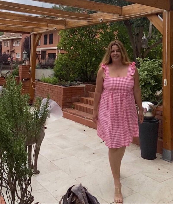 VESTIDO VICHY VOLANTE CORTO