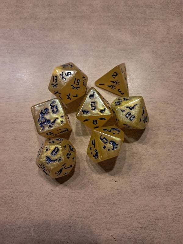 Golden dino dice