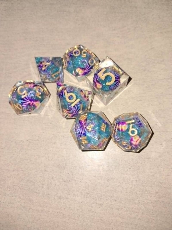 Liquid core purple octo d&d dice
