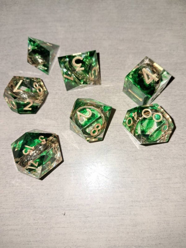 Lotr green d&d dice