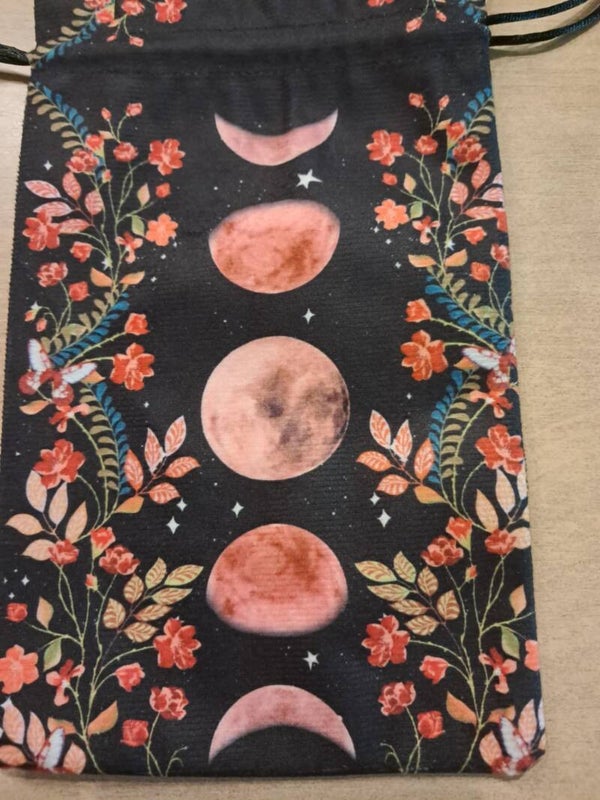 Moon flowers dice bag