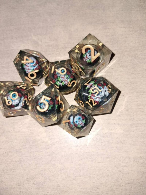 Moving monster skull with roses d&d dice