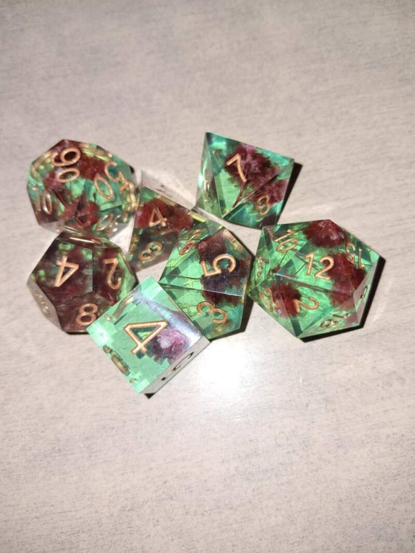 Red flower d&d dice