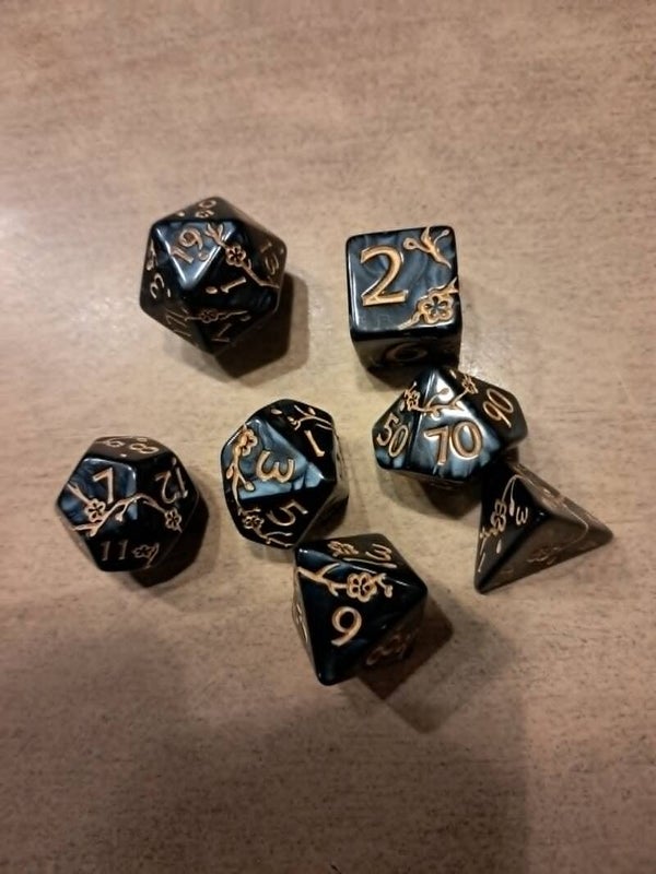 Black blossom d&d dice