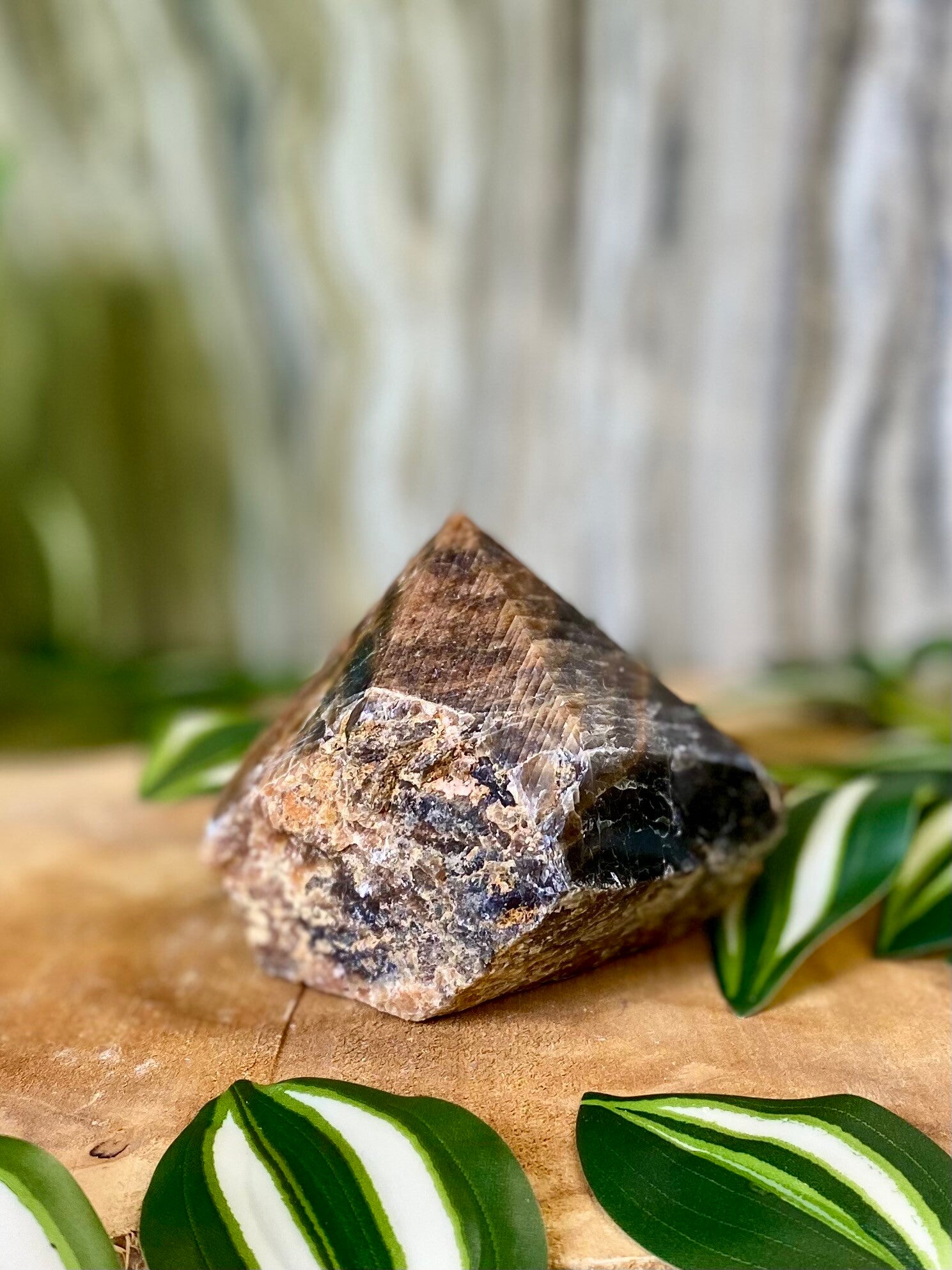 Zwarte maansteen punt 0037