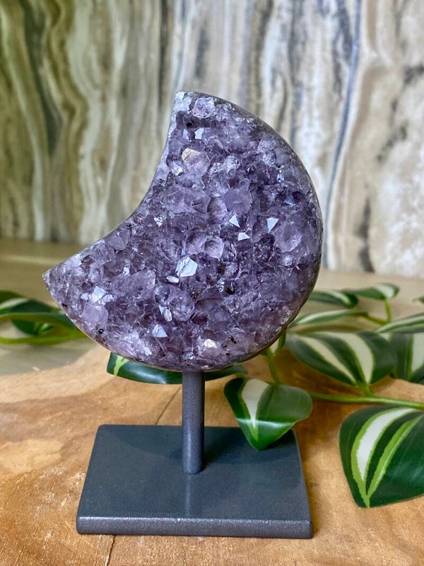 Druzy Amethist maan op standaard 8