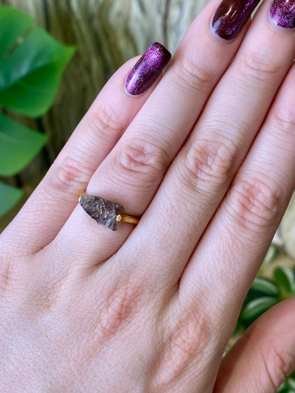 Ring ruw Rookkwarts goud 18