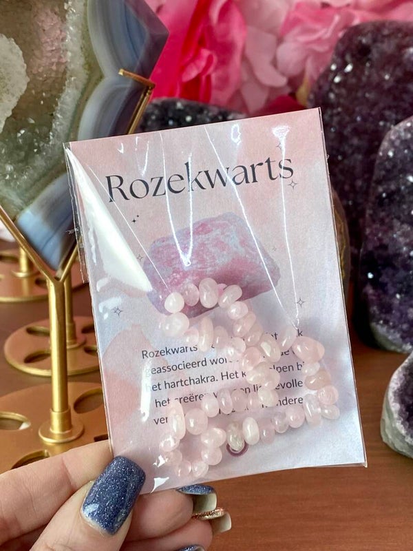 Rozenkwarts split armband in verpakking