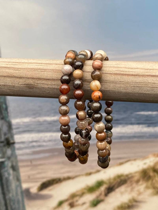 Versteend hout armband 6mm