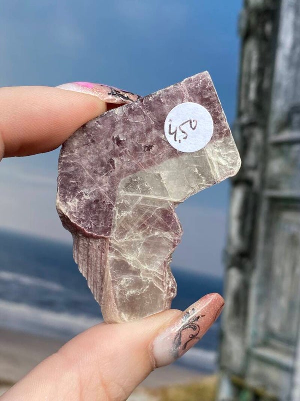 Lepidoliet met mica schijfje #2