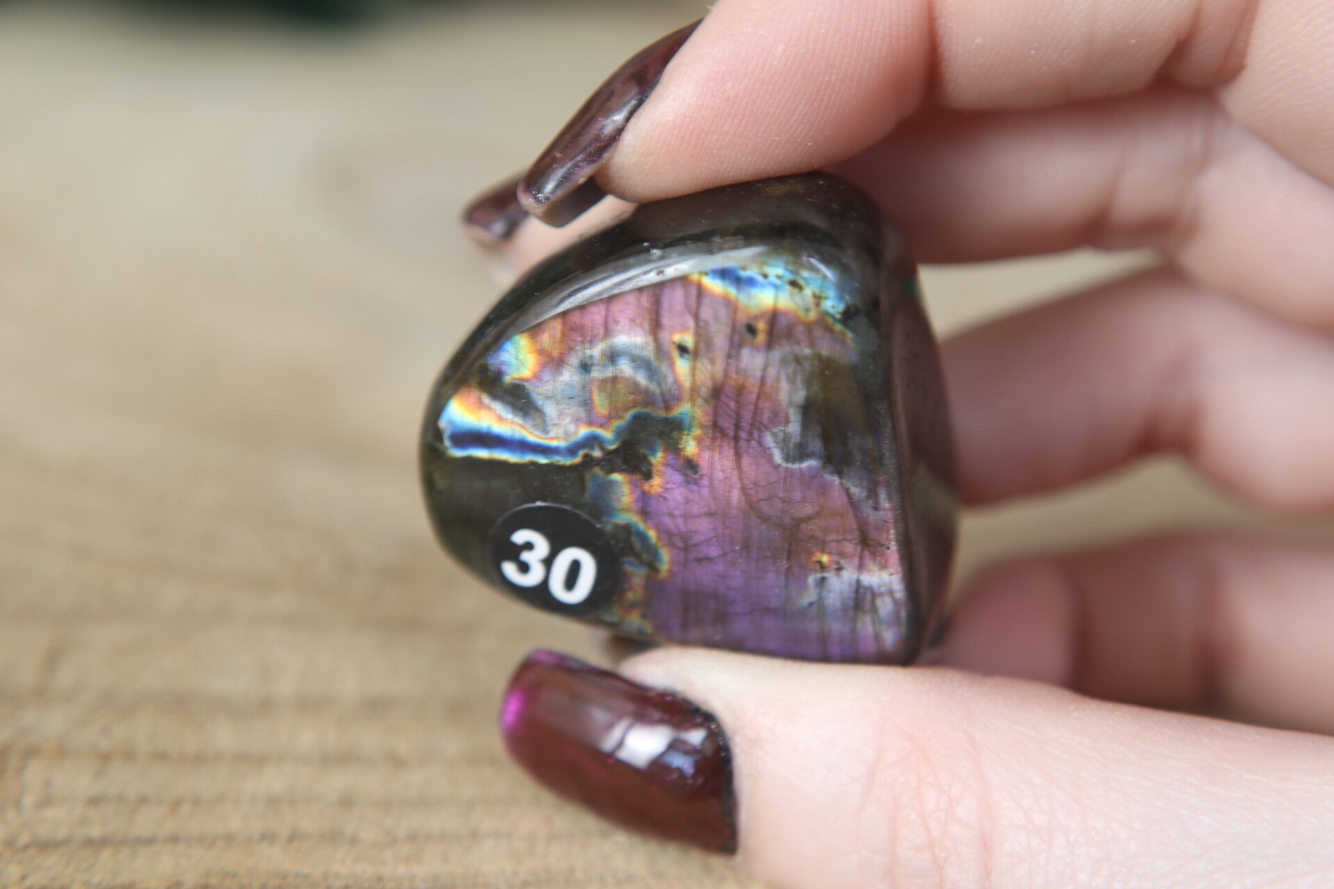 Labradoriet sculptuur nr 30 Paars