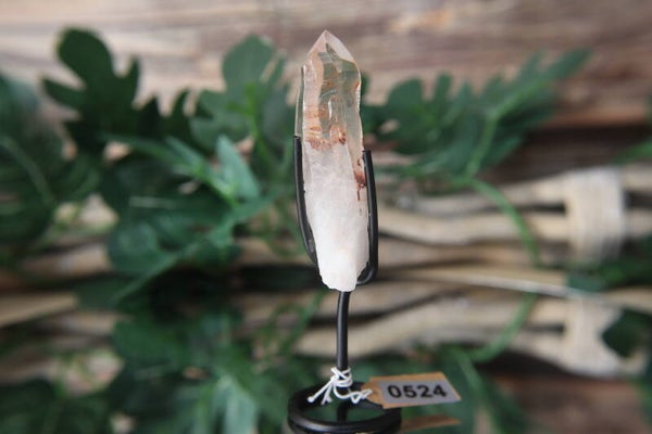 Pink Scarlett Lemurian puntje op standaard #0524