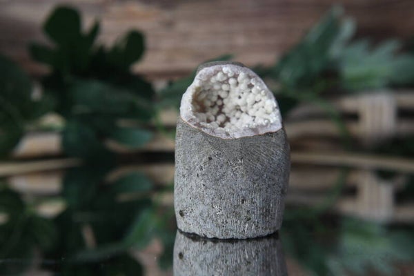 Okeniet geode #0678