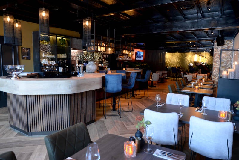 Interrieurfoto grand café oud Rooij