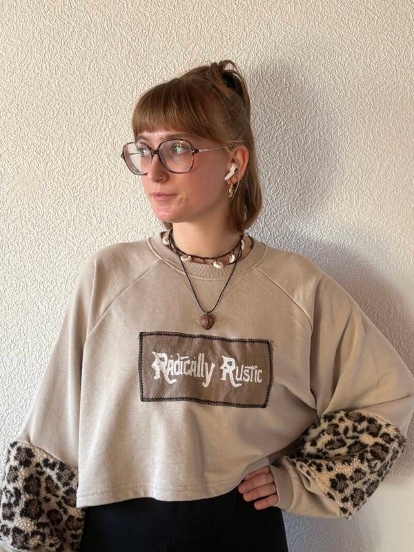 Heart Leo upcycling Sweater