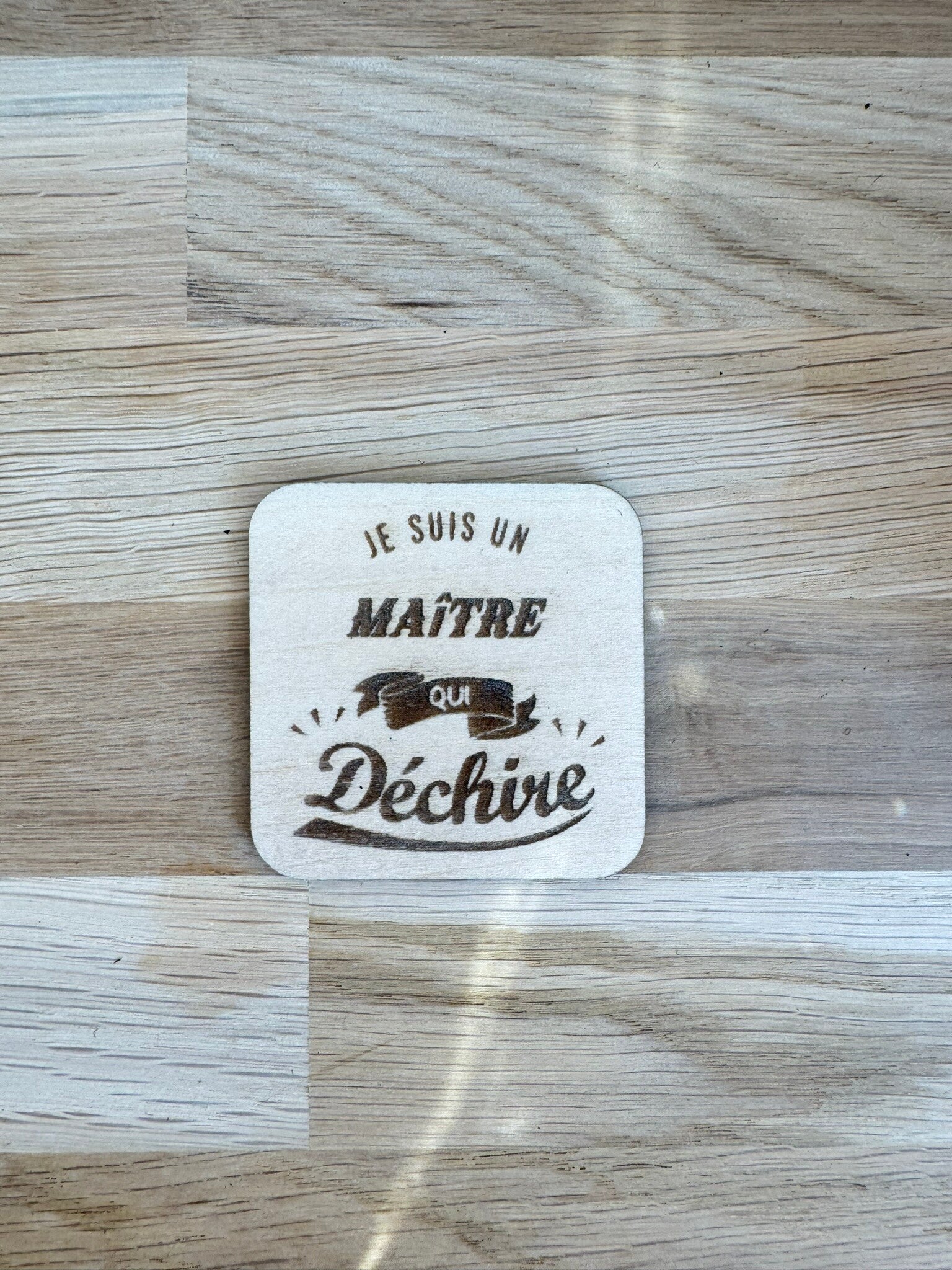 magnet maître qui déchire