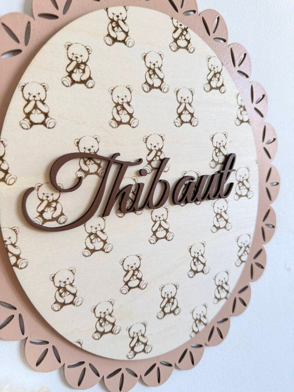 Plaque Prénom Personnalisée Motif Oursons – Décoration Chambre Bébé en Bois Gravé