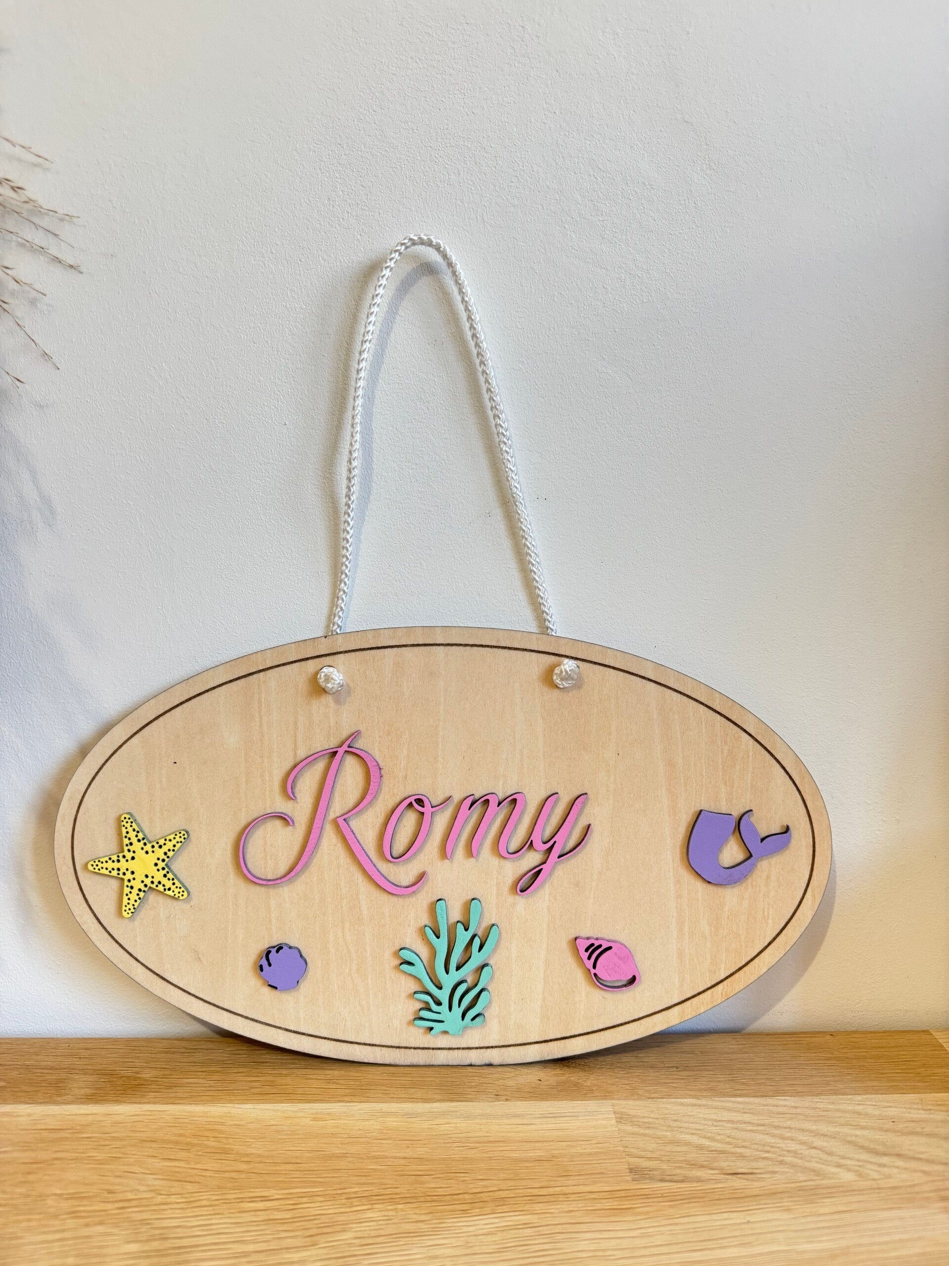 Plaque prénom personnalisée en bois – Thème Sirène