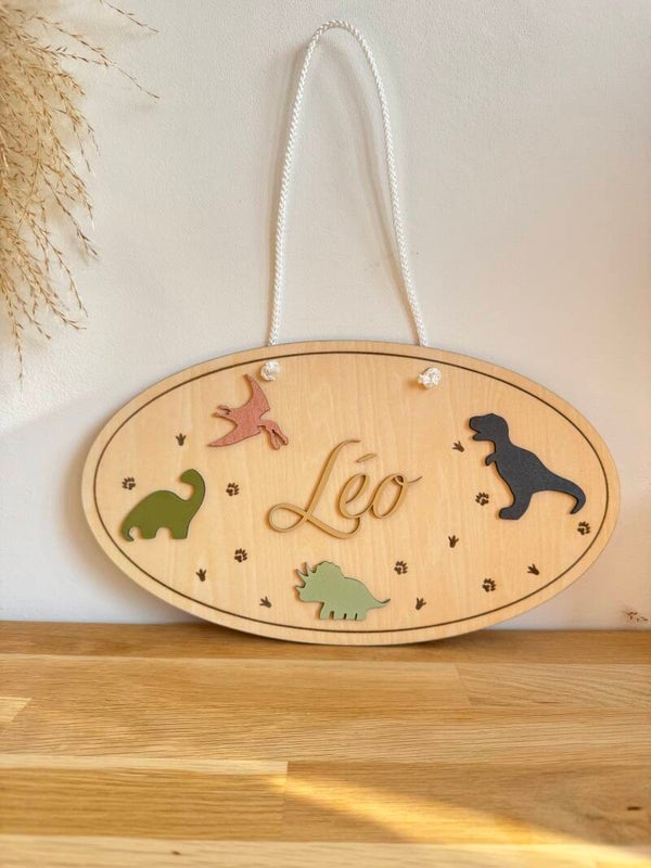 Plaque Prénom Dinosaure Personnalisée – Décoration Chambre Enfant en Bois