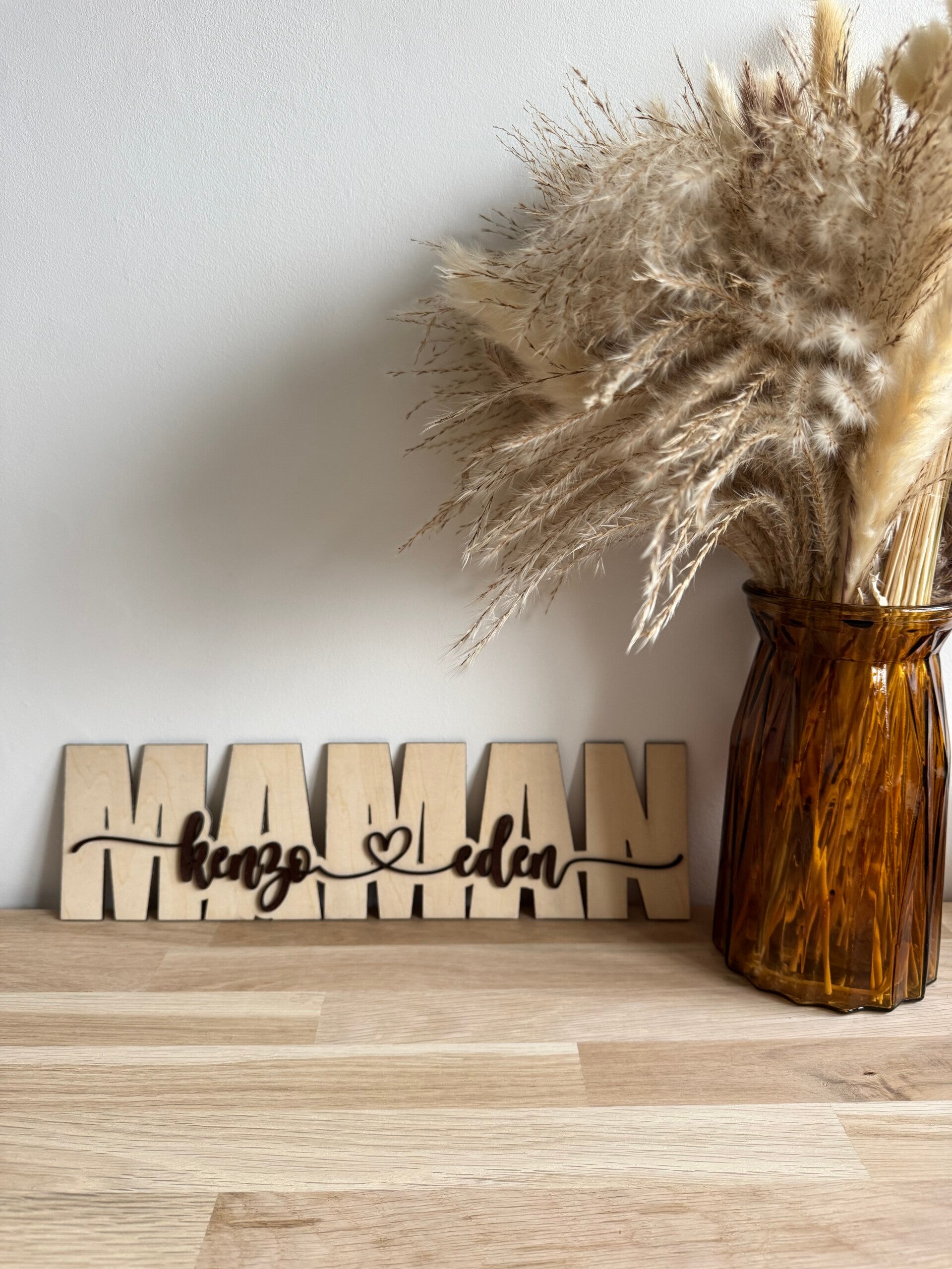 Enseigne Maman en bois gravé à personnaliser