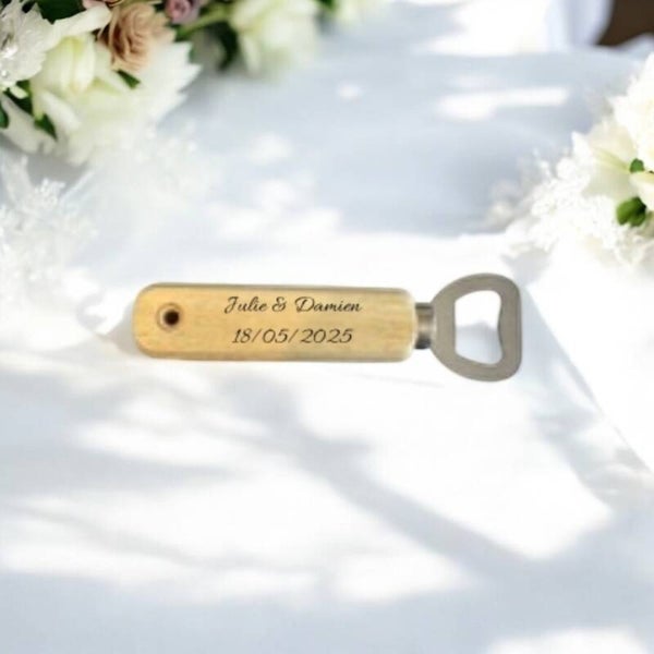 Décapsuleur personnalisé gravé  Cadeau  invités de mariage