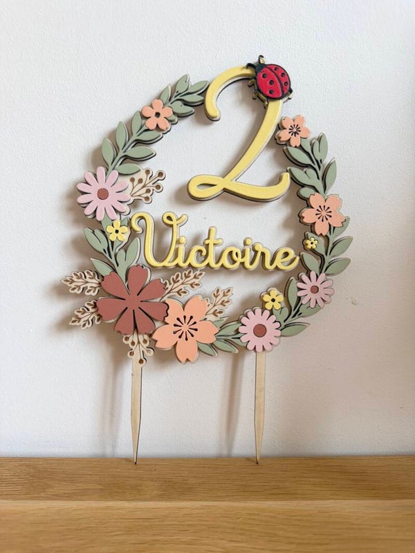 Cake topper personnalisé en bois – Thème champêtre | Prénom & âge