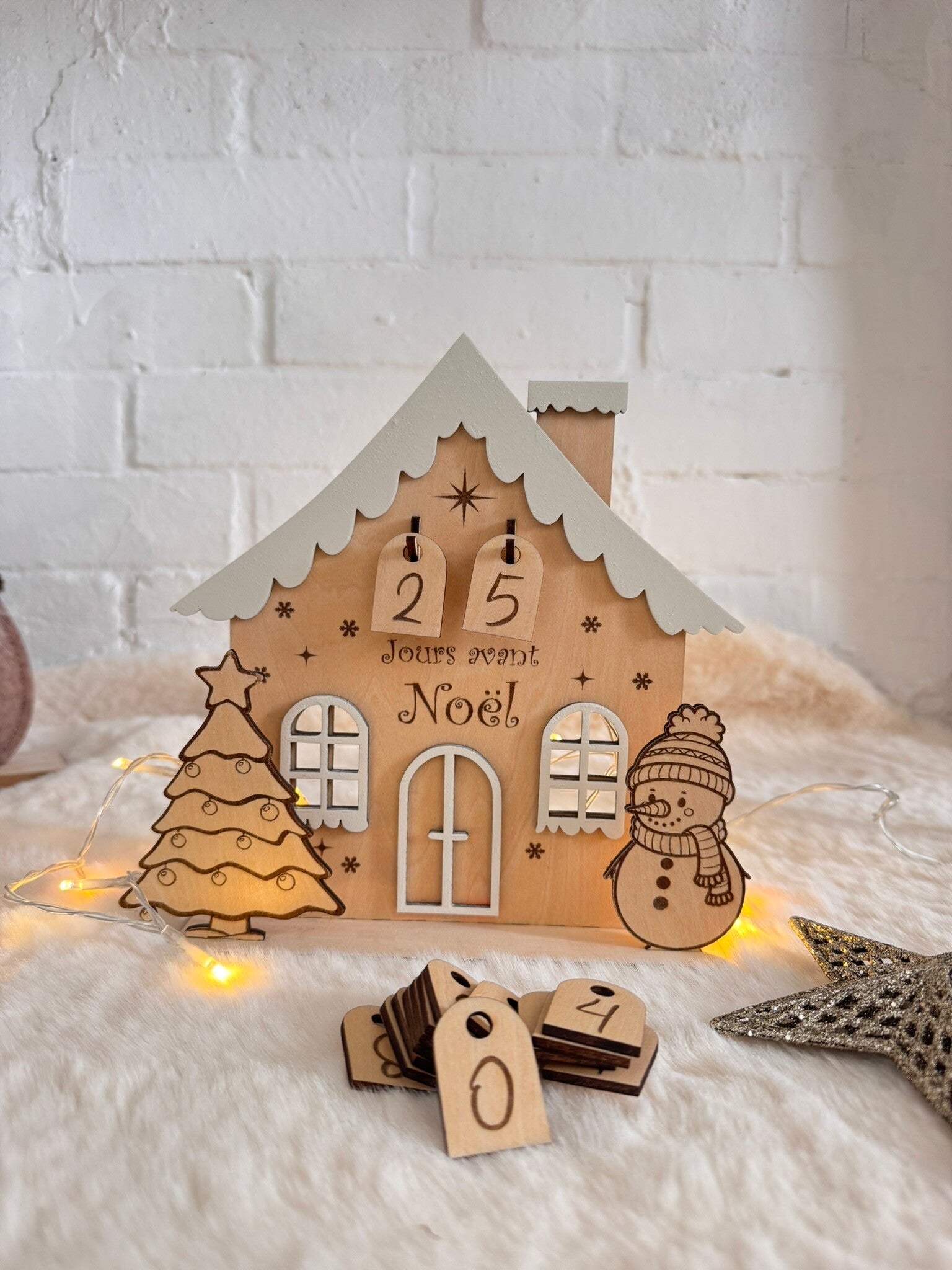 Maison Décompte de Noël en Bois  Compteur de Jours Personnalisé