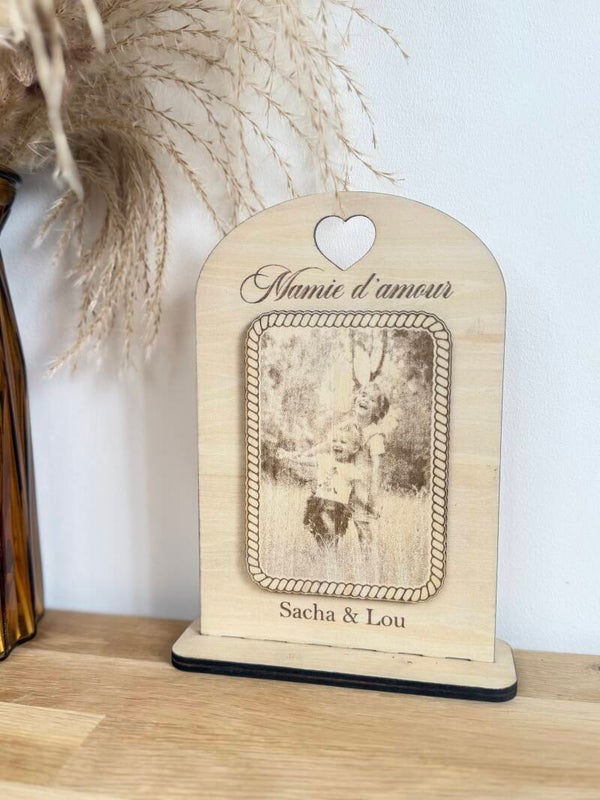 Cadre photo en bois gravé personnalisé – Souvenir de famille